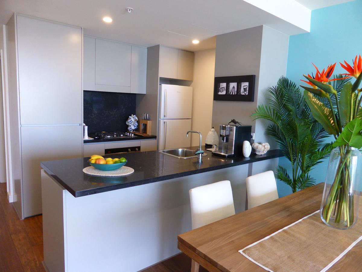 Arena Luxury Beachfront Apartment Ньюкасл Экстерьер фото